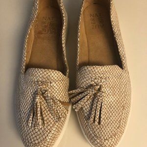 Naturalizer gold loafer